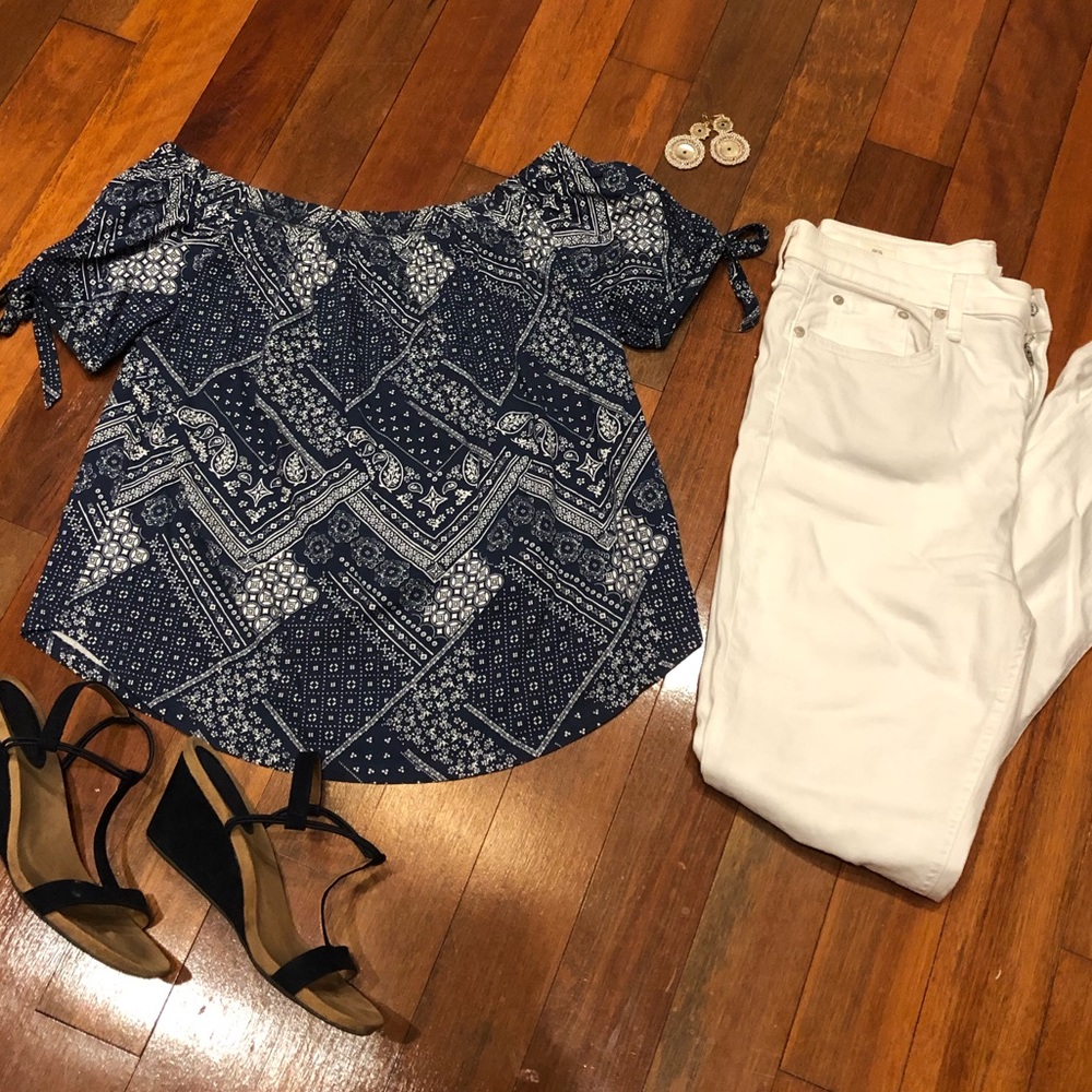 NWOT H&M Bandana Print Top